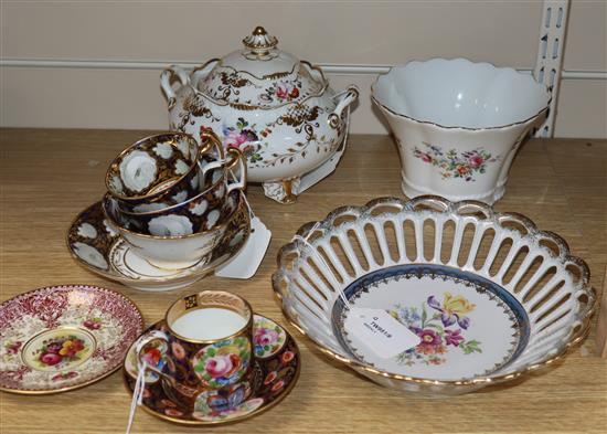 A collection of English and Continental cabinet ceramics, including two Minton 827 pattern cups and matching saucer,